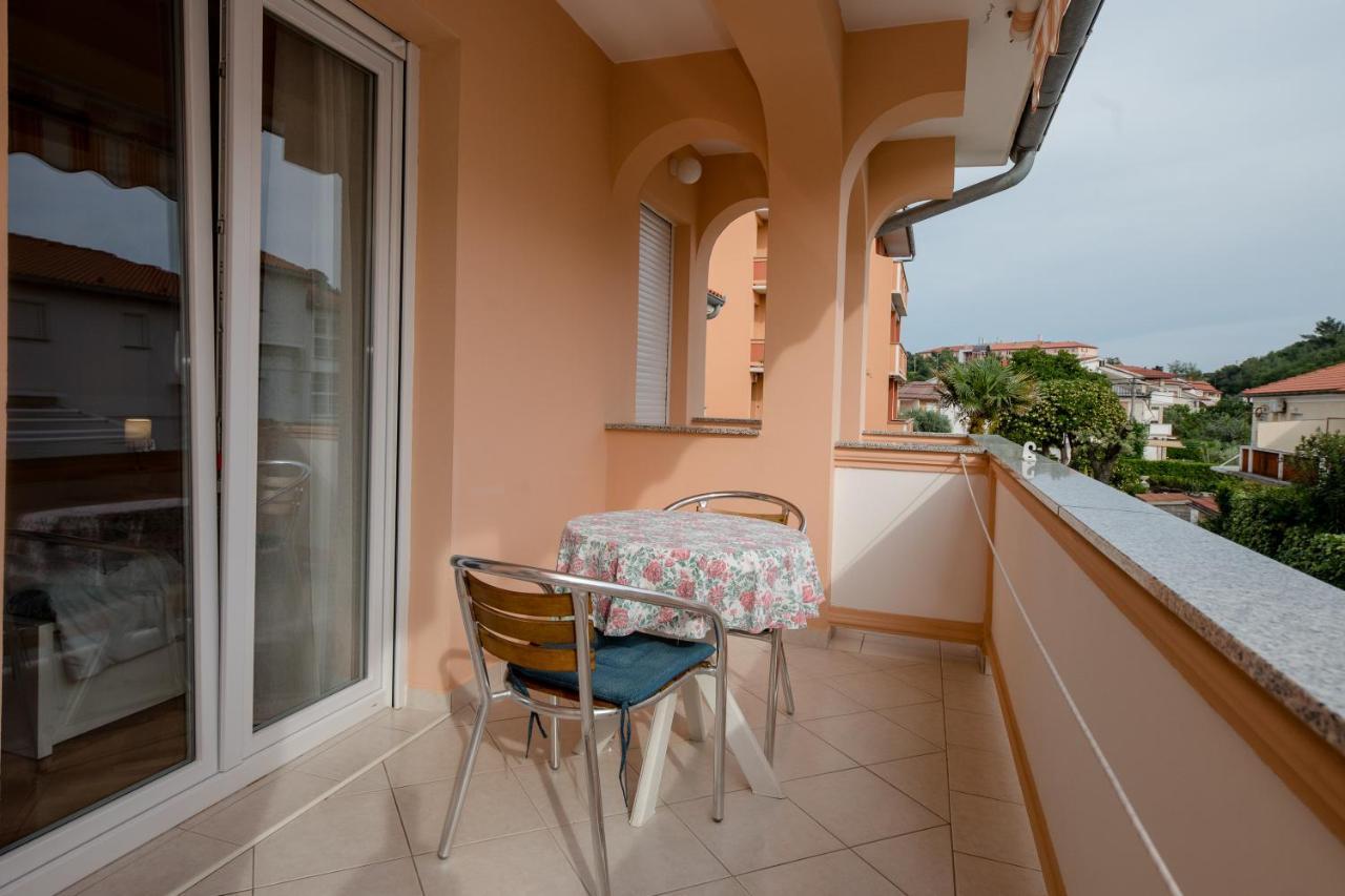 Apartmani Marica Beg Palit Exterior photo